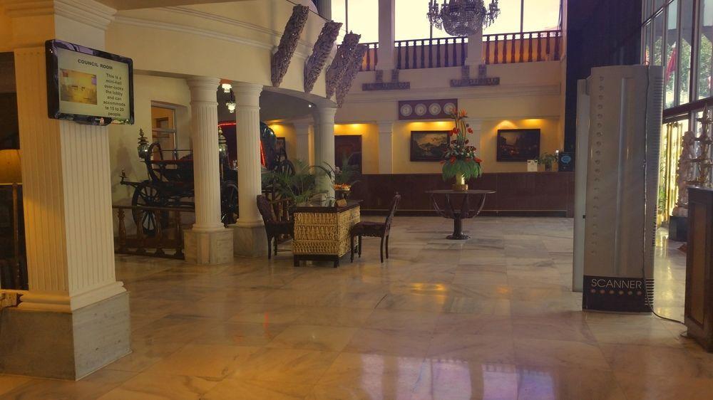 Ambassador Pallava Hotel 4*